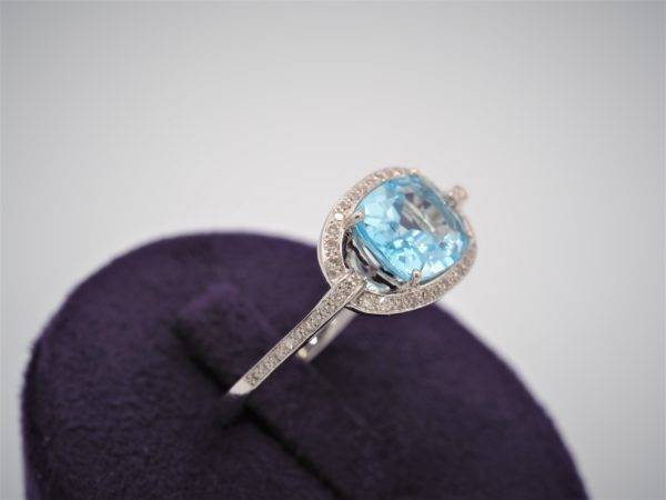 Offrir une bague de fiançailles Isabelle Langlois, Strasbourg