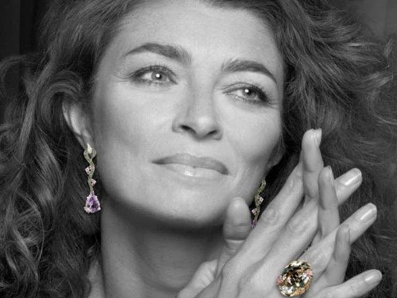 Acheter dans une bijouterie à Strasbourg un collier en or Isabelle Langlois